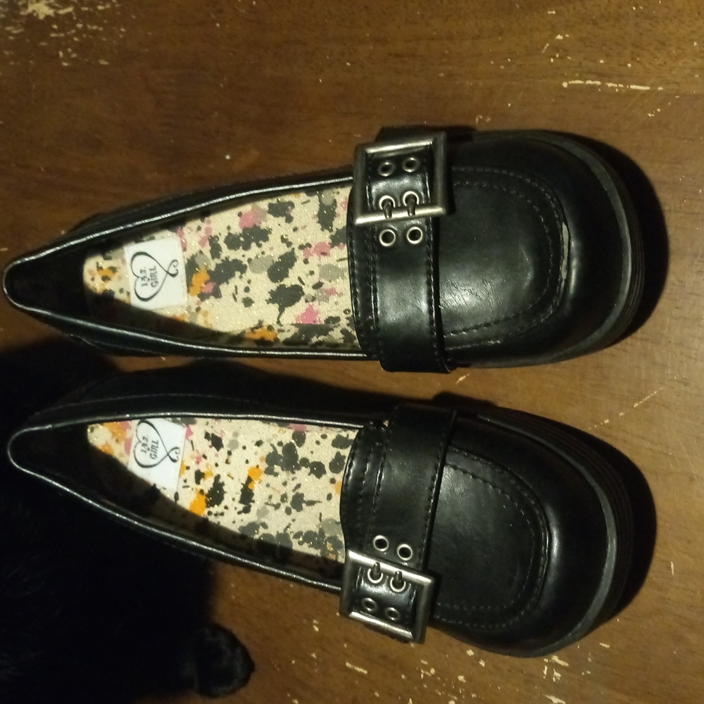 Chunky Style Loafer Shoes Size 7.5